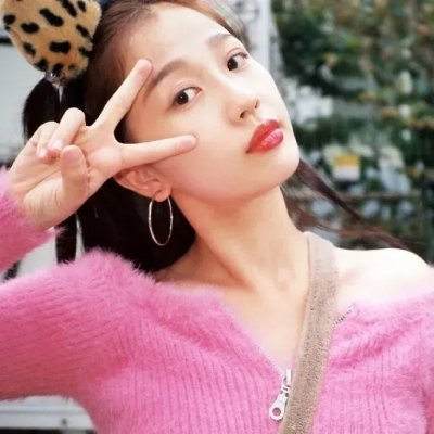 伊娜:初生之犊 封面